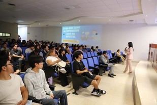 Estudiantes aprenden sobre cultura fiscal para emprender con éxito