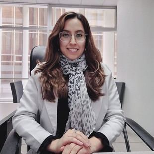 Katherine Simbaña-Rivera, premiada en el concurso #HiloTesis de divulgación científica