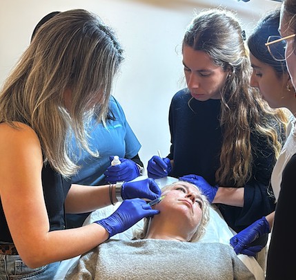 Enfermeras pueden abrir clínicas de dermoestética según nuevo marco legal