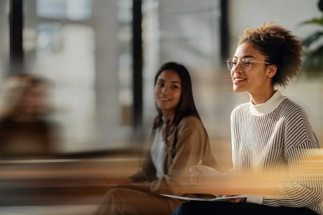 Microsoft y Founderz lanzan AI Skills 4 Women para formar a mujeres en IA en Europa y Oriente Medio