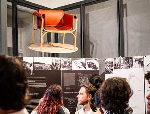 Exposición destaca la obra del arquitecto chileno Cristián Valdés