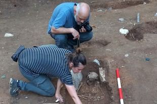 Descubren un espacio bautismal y una necrópolis en Gallicano tras excavaciones arqueológicas