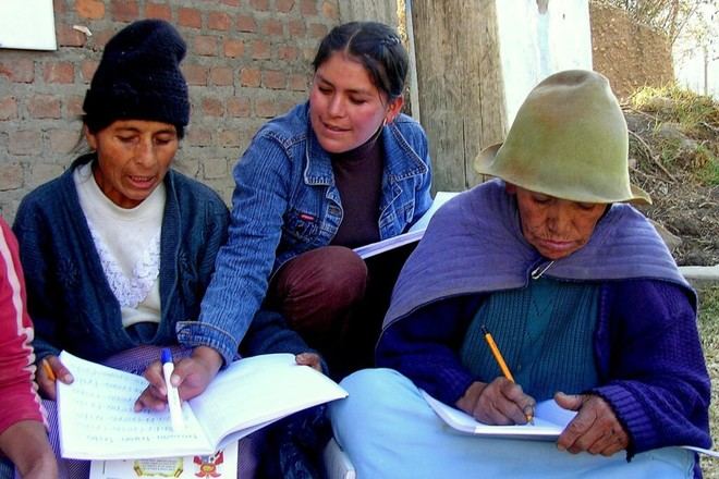 Gobierno impulsa alfabetización y mejora educación de miles de peruanos