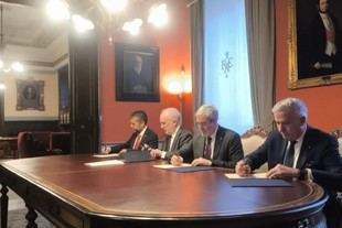 Gobierno y universidades canarias fortalecen colaboración con la RAE