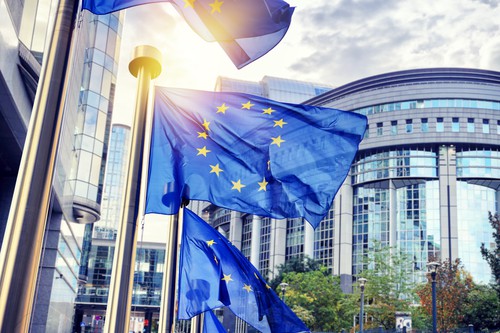 Google actualiza políticas de su Play Store para cumplir con regulaciones de la UE