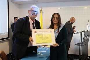 Ceremonia de entrega de títulos de FUNIBER en Bogotá