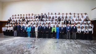 Graduación de estudiantes beneficiados por la Fundación UANL