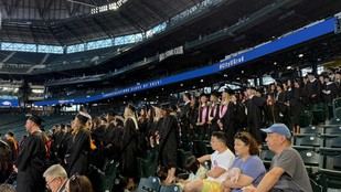 Graduación de 93 estudiantes con doble titulación en Seattle