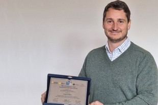 Gregorio Robles recibe el premio MSR 2026 por sus contribuciones en ingeniería de software
