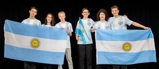 Estudiantes de la UBA destacan en la Olimpiada Internacional de Matemática