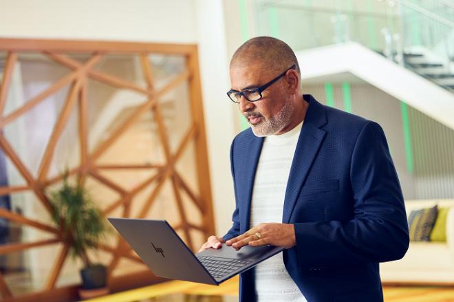 La nuevas series EliteBook y ZBook de HP incorporan el asistente HP AI Companion para una experiencia personalizada