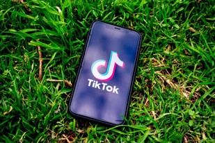 Conversatorio sobre el impacto de TikTok en la comunicación política