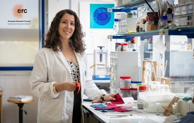 Paula Nabais recibe financiación ERC para recuperar técnicas históricas de tintura textil