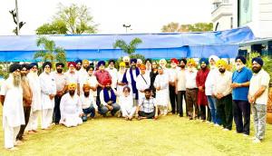 Se inicia el camino para la Universidad de Khalsa en California tras un seminario en Jammu