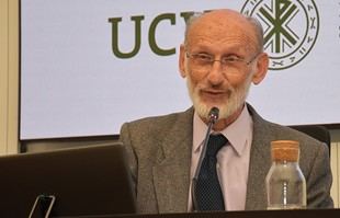 Conill destaca la importancia del docente frente a los riesgos de la inteligencia artificial en la educación