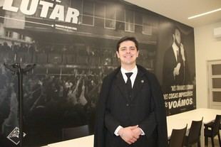 José Machado asume la presidencia de la Asociación Académica de Coimbra