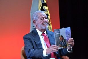 Juan Casillas García presenta un libro sobre los orígenes de la UAM