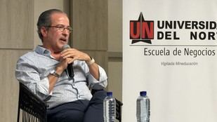 Juan Manuel Ruiseco comparte su experiencia en la Cátedra Julio Mario Santo Domingo