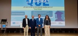 Juan Parés destaca la importancia de la actitud en el empleo durante su charla en UNEATLANTICO