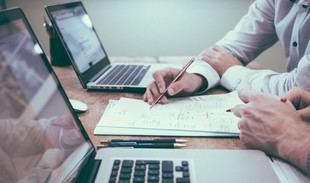 Acuerdo para impulsar startups de I+D en Andalucía