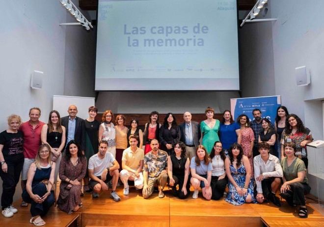Academia de Cine y Universitat de València restauran fotografías dañadas por la dana