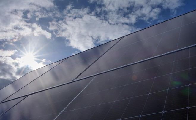 Estudio revela que la aceptación de infraestructuras energéticas depende del contexto social y territorial