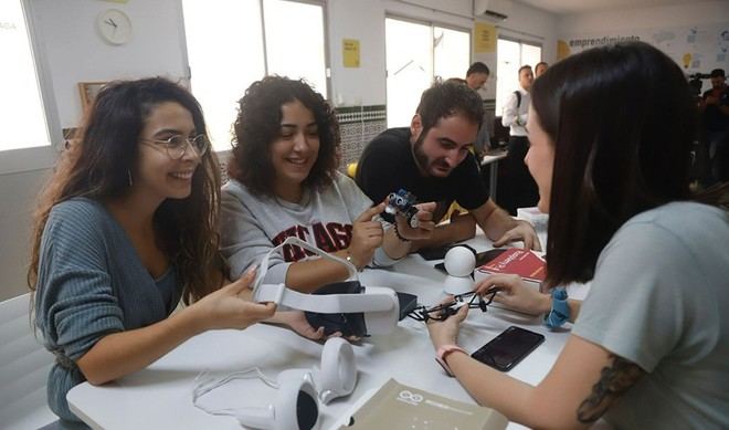 Nuevos cursos gratuitos de tecnología para jóvenes desempleados en Andalucía