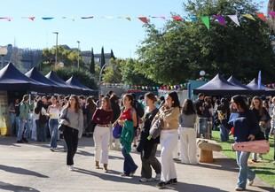 Éxito en la BenvingudaUV 2025 en el campus de Burjassot con actividades para estudiantes
