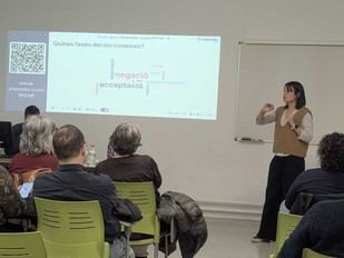 Inauguran ciclo de conferencias sobre la muerte digital en Girona