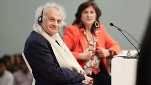 Carmen Alemany, catedrática de la UA, en la Feria Internacional del Libro de Guadalajara