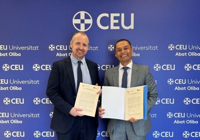 Renovación del convenio entre CEU UAO y la Universidad Católica de San Pablo en Perú