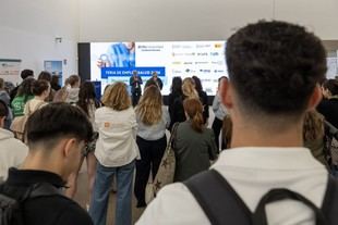 CEU UCH organiza la primera Feria de Empleo en Salud para estudiantes