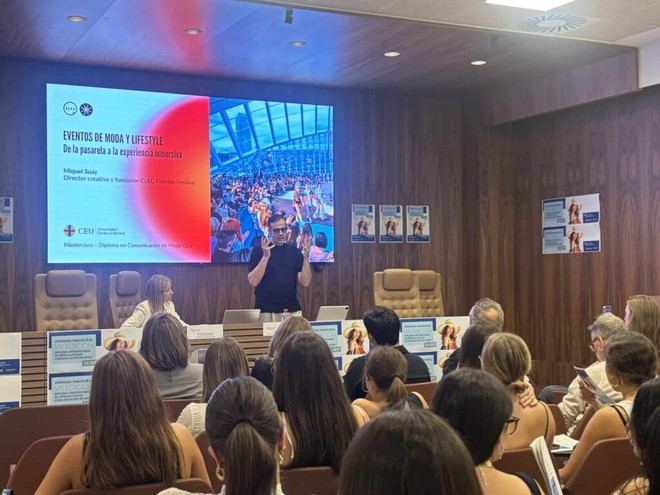 Inauguración de la VIII edición del Diploma en Comunicación de Moda en la CEU UCH