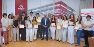 La UHU premia el talento divulgador de sus estudiantes en los II Premios UHUniverso