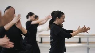 Convocatoria para el programa de auxiliares de danza en Madrid 2026/27