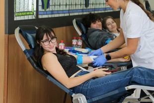 La ULE impulsa la donación de sangre con la campaña 'Reto 10.000'