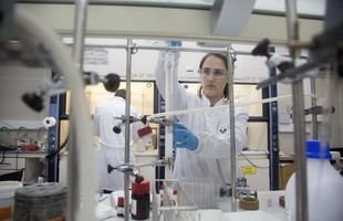 La EHU se une a la coalición CoARA para mejorar la evaluación de la investigación