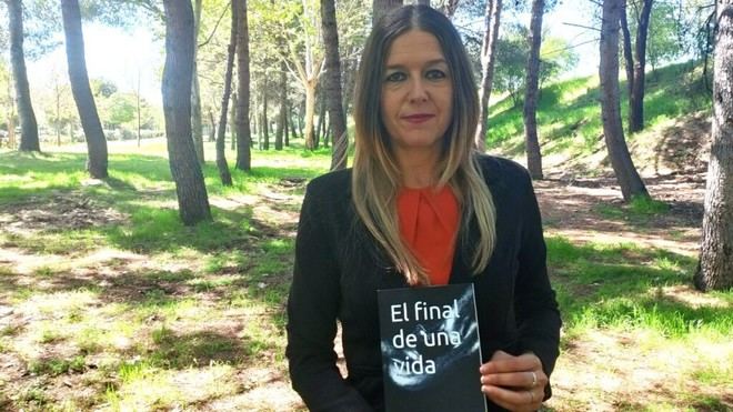 Laura Sánchez publica su primer libro tras 30 años de espera