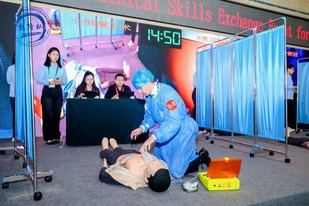 La Facultad de Odontología destaca en la Silk Road Cup en China