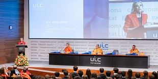 UIC Barcelona celebra la graduación de una nueva promoción lista para enfrentar los desafíos del futuro en la era de la IA
