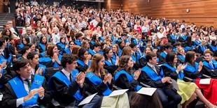 UIC Barcelona celebra la graduación de nuevos juristas con un mensaje de compromiso social de Cristóbal Martell