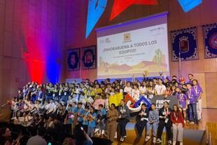 Más de 200 escolares participan en la final regional de First Lego League