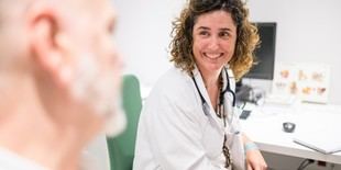 UIC Barcelona promueve un modelo de salud centrado en la humanización y la excelencia clínica