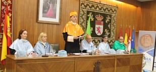 Graduación de humanidades en la ULE resalta su relevancia actual