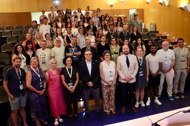 La Junta de Andalucía lanza 22 nuevas titulaciones de doctorado en su programación universitaria