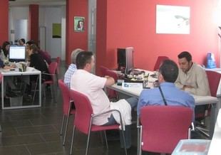 La Junta apoya a más de 4.200 emprendedores en la creación de casi 3.850 empresas en Andalucía