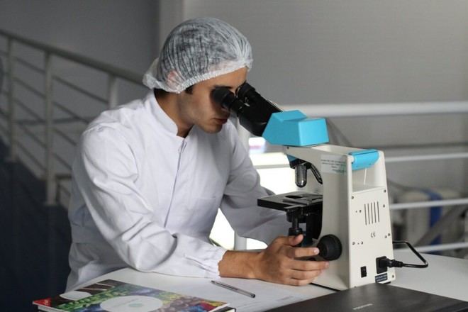 Junta de Andalucía destina 27 millones de euros para unidades de investigación de excelencia