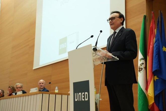 La Junta destina 7,4 millones a la UNED en Andalucía para potenciar la educación online