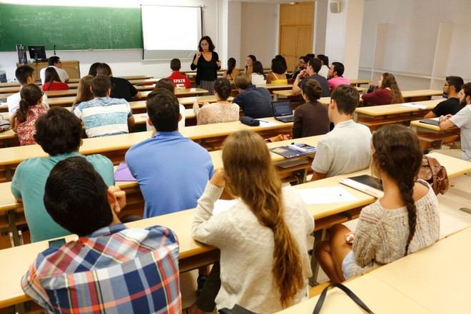 La Junta de Andalucía comienza la revisión de su programación académica universitaria