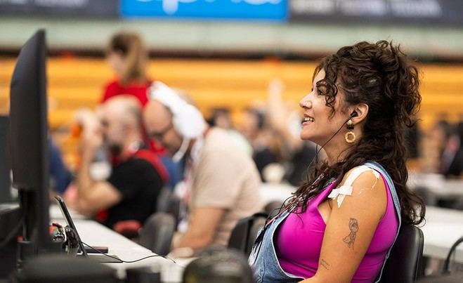 La Navarra LAN Party congrega a más de 400 entusiastas de la tecnología en la UPNA